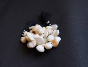 ลูกปัดโอปอลสีขาวรูปหัวใจเรียบเนียนขนาด 13-14 มม. ลูกปัดโอปอลสีขาวธรรมชาติรูปหัวใจ 8.5 นิ้ว ลูกปัดโอปอลเรียบเนียน - Product Image 6