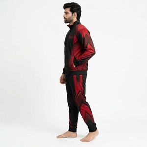Chándal de sublimación para hombre de alta calidad con tela duradera y construcción cómoda con diseños impresos detallados y resistentes. - Product Image 4