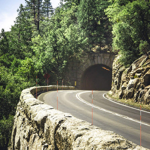 เสาสะท้อนแสง TOPFRP สำหรับทางรถวิ่งและทางเดินหิมะ พร้อมบริการตัดตามความยาวที่กำหนดเอง - Product Image 2