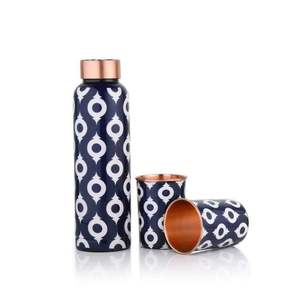 Ensemble cadeau de bouteille d'eau en cuivre à imprimé floral bleu avec deux verres en cuivre, collection de vaisselle design anti-fuite - Product Image 2