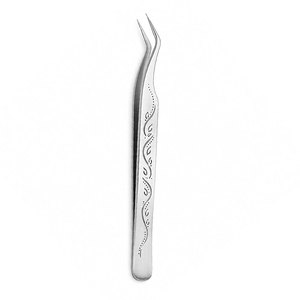 Pinzas de Precisión Curvas de Acero Inoxidable para Pestañas con Grabado Decorativo y Punta Suave para Aplicación de Extensiones de Pestañas - Product Image 1