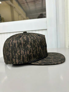 Casquette Snapback 5 Panneaux Camouflage Personnalisable avec Logo et Cordon, Style Urbain Extérieur, Visière Plate, Vente en Gros Usine, OEM Vietnam - Product Image 2