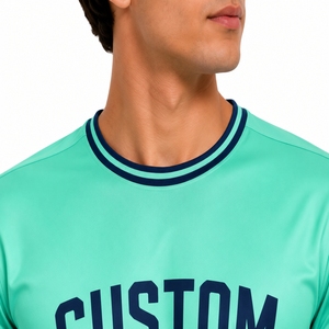 Conjunto Deportivo Unisex Personalizado con Degradado Elegante, Transpirable y Cómodo, Conjunto de Jersey Premium, Ropa Deportiva Contemporánea - Product Image 4