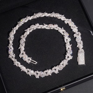 Collar de Lujo con Eslabones Cubanos Florales de Moissanita, Joyería Hip Hop Iced Out, Cadena de Destaque para un Estilo de Élite Brillante - Product Image 3