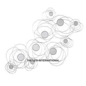 กระจกติดผนังคุณภาพสูงสำหรับตกแต่งบ้าน กรอบโลหะทันสมัย หรูหรา เหมาะสำหรับห้องนั่งเล่น ห้องนอน กระจกสวยงาม - Product Image 2