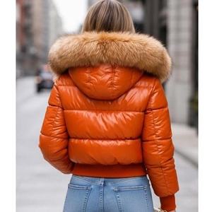 Veste matelassée orange avec capuche en fourrure, manches longues, coupe-vent, manteau d'hiver pour femme, courte, épaisse, rembourrage en polyester, fermeture éclair - Product Image 2