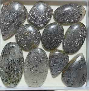 Cabujón de piedra negra solar Natural de la mejor calidad 2024, artesanía de magnesia, cristal de piedras preciosas para la fabricación de joyas curativas, venta a granel de Jaipur - Product Image 3
