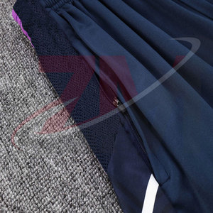 Uniforme de Fútbol Femenino de Estilo Único, Hecho a Medida, en Tela de Poliéster, Conjunto de Uniforme de Fútbol para Mujer - Product Image 4