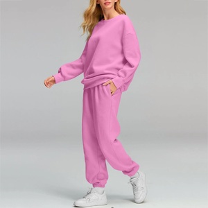 Vente en gros, ensemble 2 pièces de jogging et de fitness pour femmes, vêtements d'entraînement athlétiques décontractés à motif imprimé pour femmes - Product Image 3