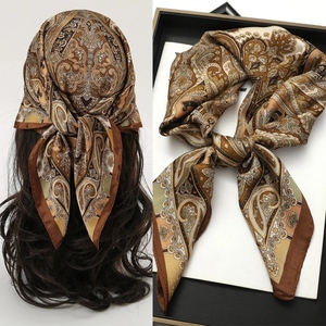 Foulard carré en soie imprimé de luxe pour femme, châle en satin, écharpe, bandana, hijab pour cheveux - Product Image 3