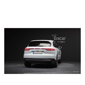 Porsche Cayenne 3.0 2024 con Caja de Cambios Automática, Asientos de Cuero, Cámara Trasera, Solo 59,173 km de Kilometraje, Volante a la Izquierda - Product Image 4