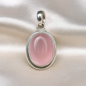 Pendentif en argent sterling 925 avec cabochon ovale en quartz rose naturel, plaqué or rose 18 carats et or jaune, bijoux faits à la main - Product Image 1
