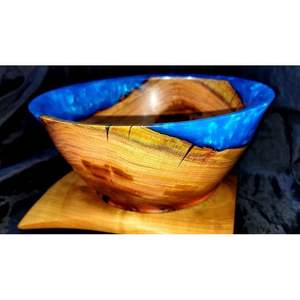 Luxury Handmade Wooden and Resin <b>Bowl</b> for Kitchen and Home Use - Product Image 3