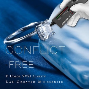 แหวน SOJ รุ่น 02 ทรง Asscher Cut ลายดอกไม้ เงินแท้ 925 ประดับพลอยเม็ดใหญ่ ตัวเรือนชุบโรเดียม แหวนหมั้น/แต่งงาน ได้รับการรับรองจาก GRA น้ำหนัก 2 กะรัต สี D - Product Image 5