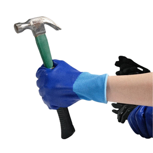 Gants en nitrile personnalisés offrant une adhérence fiable, un confort flexible et une protection durable des mains pour les applications professionnelles. - Product Image 4