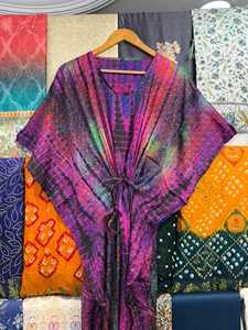 Caftán Teñido a Mano 100% Seda Ecológica, Largo hasta el Tobillo, Estilo Boho, para Playa y Piscina, Hecho a Mano con Seda Crepé Tie-Dye - Product Image 1