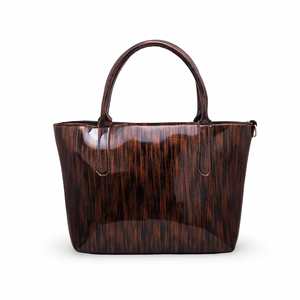 Sacs de soirée formels bruns P55349 Accessoire de luxe porté à la main - Product Image 1