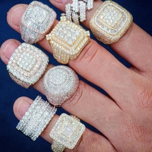 Anillo de Boda de Lujo Personalizado con Corte Brillante Redondo VVS, Anillo de Diamantes Hip Hop Unisex de Plata de Ley 925 con Certificado IGI - Product Image 1