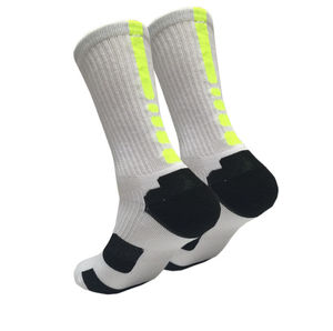Chaussettes de sport unisexes, chaussettes de performance pour l'entraînement, avec matériau extensible respirant à séchage rapide, soutien de la voûte plantaire et amorti - Product Image 2