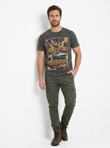 T-shirt à manches courtes en jersey gris foncé pour homme Urban Explorer Collective, impression photo, style streetwear, col rond, coupe classique, 180 grammes - Product Image 2