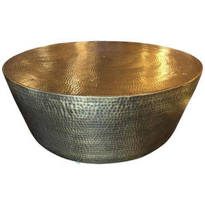 Mesa de Centro de Aluminio con Acabado Bronce Antiguo, Estilo Martillado, Mueble Clásico para Sala de Estar, Alta Demanda - Product Image 2