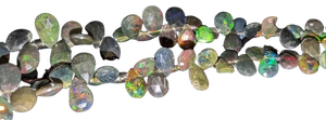 Perles d'Opale Noire Éthiopienne Naturelle Facettées en Goutte d'Eau, Fil de 15 Pouces, 4.5x5.5mm, 72 Carats, Opale de Feu Welo en Vrac, Vente en Gros, Éclat Exceptionnel - Product Image 1