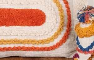 Funda de Cojín Cuadrada Moderna Bordada a Mano, Color Marfil Naranja, Personalizable, con Borde, para Decoración del Hogar, con Cierre de Cremallera, 100% Algodón - Product Image 3