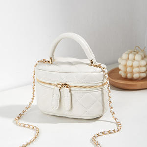Black Geometric Fashion <b>Quilted</b> <b>Single</b> Strap Zipper Closure Structured Shoulder/Crossbody Handbag for Daily Commuting - Product Image 1