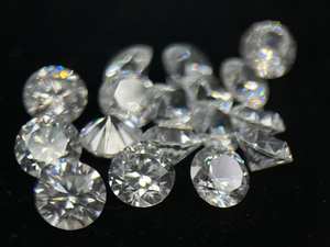 เพทายขาวธรรมชาติ ไม่ผ่านการอบ ทรงกลมเหลี่ยมเพชรพลอย ขนาดต่างๆ คละไซส์ สำหรับทำเครื่องประดับ - Product Image 2