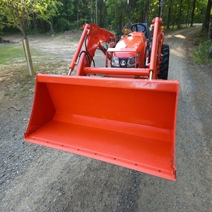 รถแทรกเตอร์ L2501 คุณภาพสูง ขับเคลื่อน 4 ล้อ 30 แรงม้า สำหรับงานเกษตรกรรมขนาดเล็ก พร้อมเครื่องยนต์และเกียร์ ทำงานได้ดี - Product Image 5