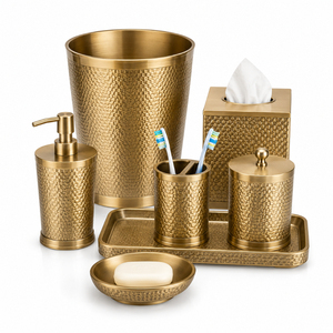 Ensemble d'accessoires de salle de bain de luxe beige et or, 7 pièces, en céramique côtelée, avec panier à déchets, distributeur de savon, porte-savon et accessoires de vanité - Product Image 6