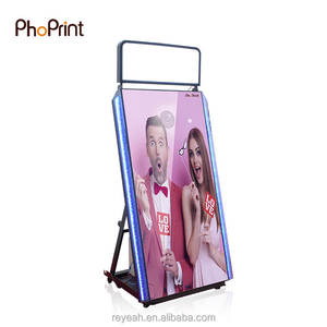 Photomaton numérique de mariage en libre-service portable instantané à impression automatique avec <span class=keywords><strong>imprimante</strong></span> et appareil <span class=keywords><strong>photo</strong></span> Photobooth à miroir magique - Product Image 1