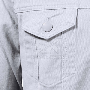 Chaqueta de mezclilla lisa para hombre con logotipo personalizado de alta calidad a bajo precio, chaqueta de invierno transpirable personalizada de talla grande para hombre - Product Image 4