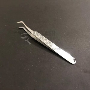 Pince à épiler de haute qualité pour extensions de cils volume russe en L, marque privée personnalisée, en acier inoxydable à faible tension - Product Image 5