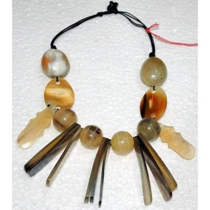 Collier pendentif en corne, bijoux fantaisie, ras-de-cou pour femme, ensembles de bijoux antiques, breloques personnalisables avec logo, artisanat naturel écologique - Product Image 2