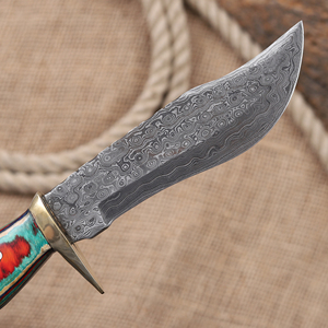 Couteau Bowie à lame fixe en acier Damas forgé à la main avec étui, couteau de chasse et de camping personnalisé OEM à lame pleine, manche en bois Pakka - Product Image 4