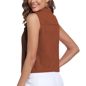 Chaleco Vaquero Elegante para Mujer, Chaqueta sin Mangas, Ropa Urbana Moderna, Cierre de Botones Ecológico, Atuendo a la Moda, Corte Clásico Moderno y Ajustado - Product Image 5
