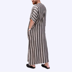 เสื้อผ้ามุสลิมแบบเรียบร้อยพร้อมโลโก้สั่งทำได้ในราคาที่เหมาะสม ชุดญุบบะห์ผู้ชายแบบหรูหราสไตล์อาหรับ คอตั้ง เสื้อคลุมยาว / ทาวบ์ - Product Image 2