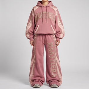 Conjunto Deportivo Rosa con Pedrería para Mujer, Sudadera Holgada con Capucha, Pantalones Deportivos de Pierna Ancha, Paneles en Contraste, Ropa Urbana Personalizada - Product Image 1