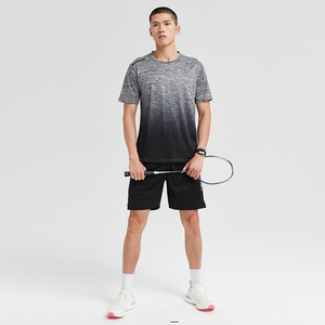 Ensemble de sport d'été pour homme, dégradé, respirant, 2 pièces : chemise à manches courtes et short de survêtement - Product Image 3