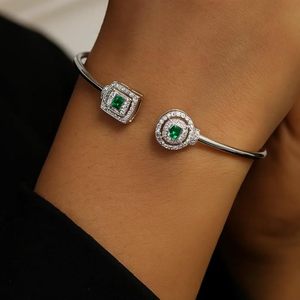 กำไลเงิน925สำหรับผู้หญิงและเด็กผู้หญิงกำไลข้อมือแบบเปิดที่สง่างามพร้อมจี้หินสีเขียวที่มีสไตล์ - Product Image 2