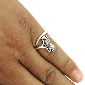 Hot Sale 925 Sterling Silver Finger Jewelry For Women And Girls Pretty Ginkgo Leaf Shape Adjustable Open Design Bohemian Jewelry - Product Image 2