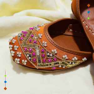 Ladies Khusa Customized Design Wholesale Customized Women's Outdoor Slipper Lightweight Leather - Product Image 4