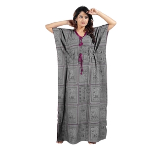 Robe longue décontractée en coton gris à imprimé géométrique pour femme avec cordon de serrage violet et col en V - Product Image 2