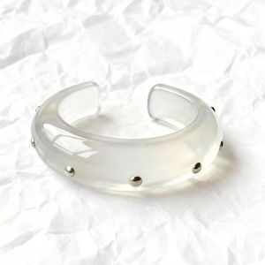 กำไลข้อมืออะคริลิคสีตามสั่ง ราคาถูก กำไลเรซิ่นใสสำหรับผู้หญิง ใช้ในงานปาร์ตี้ งานแต่งงาน คุณภาพดีเยี่ยม - Product Image 4
