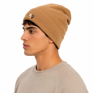 Gorro de punto para hombre con textura acanalada, ajuste elástico, cobertura cálida y tejido cómodo para el uso diario en invierno. - Product Image 4