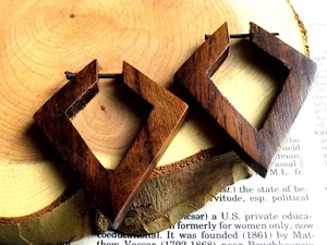 Professional Manufacturer Wooden <b>Earrings</b> <b>Top</b> Tier Wooden <b>Earrings</b> Solid Color Wooden <b>Earrings</b> Custom Wholesale Use Item - Product Image 4