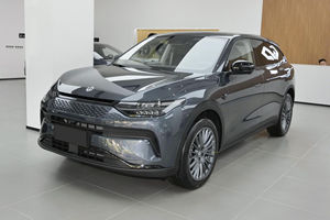 Voitures d'occasion 2024, Véhicules automobiles Leapmotor C11, SUV 5 portes 5 places, Longue autonomie 150/180KM, Véhicules à énergie nouvelle à vendre - Product Image 2