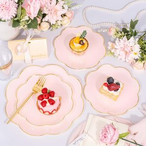 Set di stoviglie in plastica rosa da 180 pezzi con bordo oro e argento, piatti usa e getta per tè pomeridiano, matrimoni e feste - Product Image 2