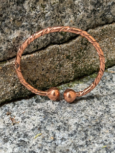 Pulsera de Cobre Grabada Personalizada, Regalo para Él o Ella, Joyería Hecha a Mano - Product Image 4
